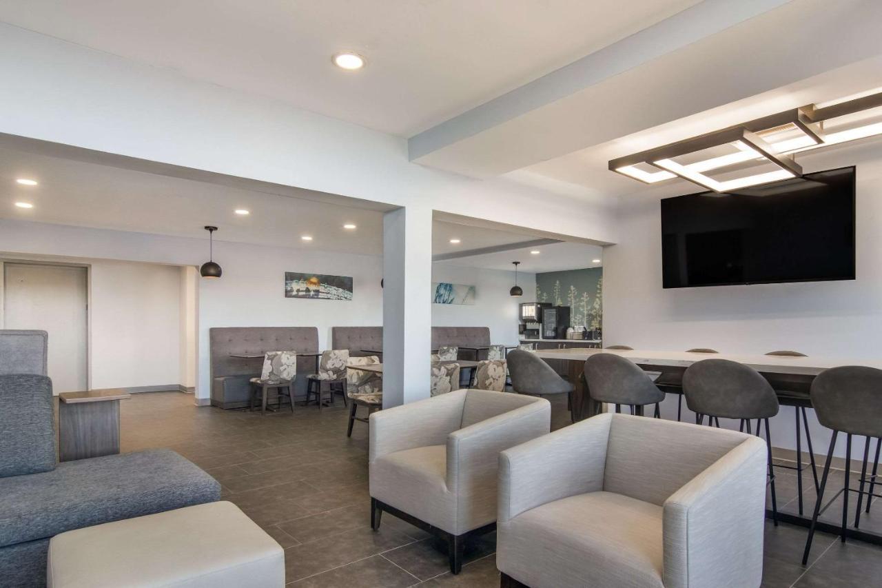 Sleep Inn & Suites Clarion, Pa Near I-80 Екстериор снимка